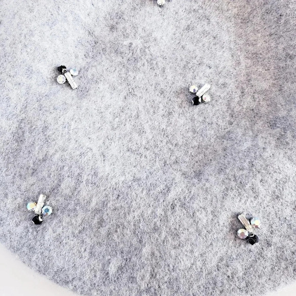 Chico's Rhinestone Bee Beret Hat Gray Grey Slate One Size Wool Blend - Picture 4 of 7